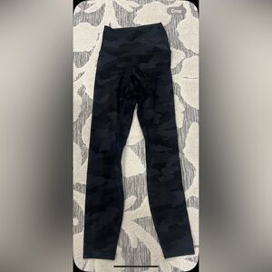 Lululemon Align 25" Black Camouflage Leggings
Like new 
Never worn